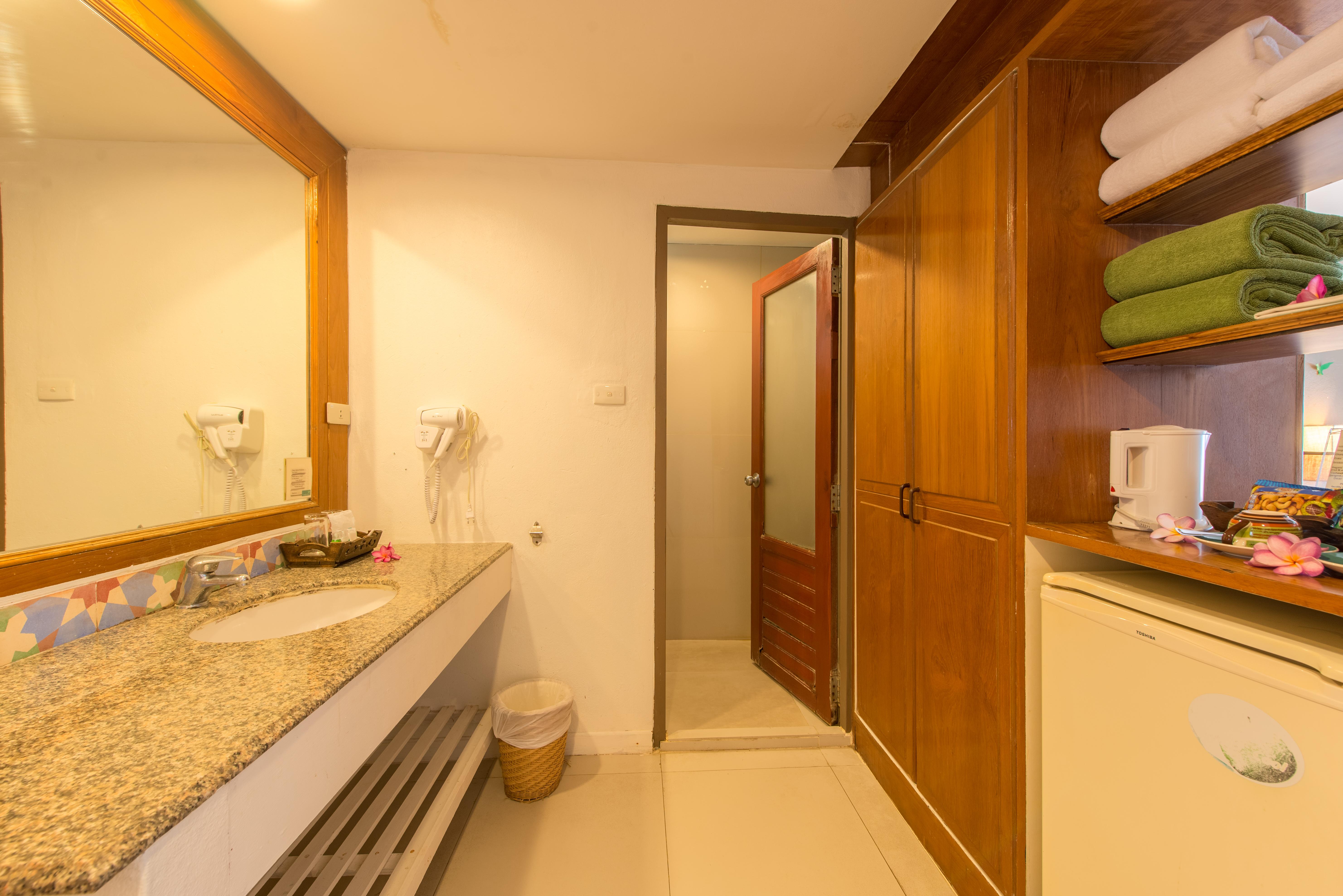 The Viridian Resort - Sha Plus Patong Extérieur photo