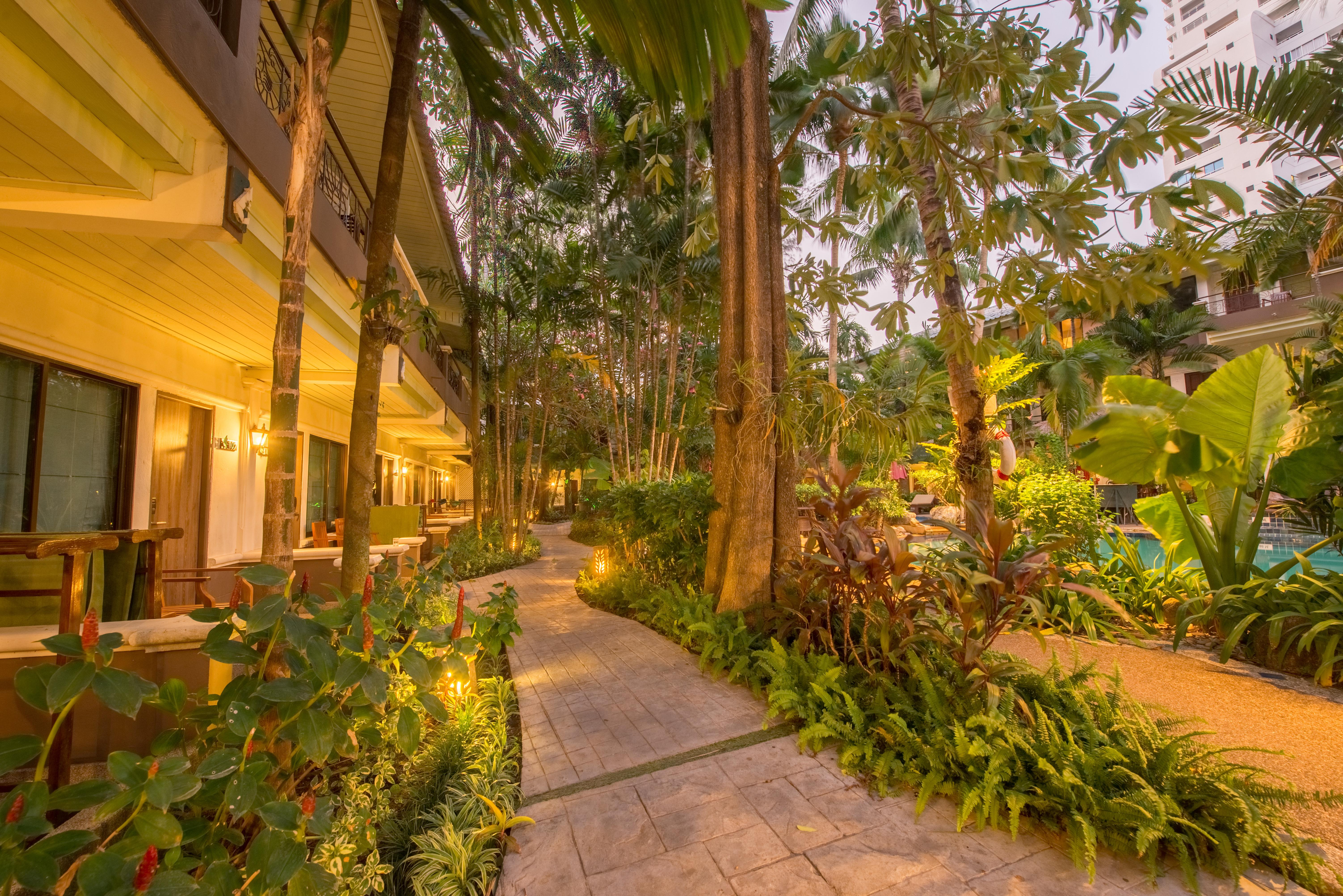 The Viridian Resort - Sha Plus Patong Extérieur photo
